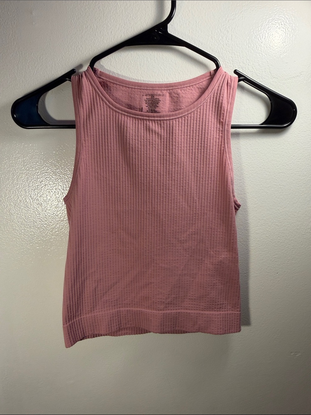 Anthropologie - Ribbed Pink Sleeveless Cropped Tank Top